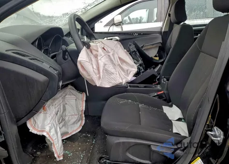 2018 Ford Focus Se z USA, uszkodzony, nr VIN 1FADP3K22JL207833